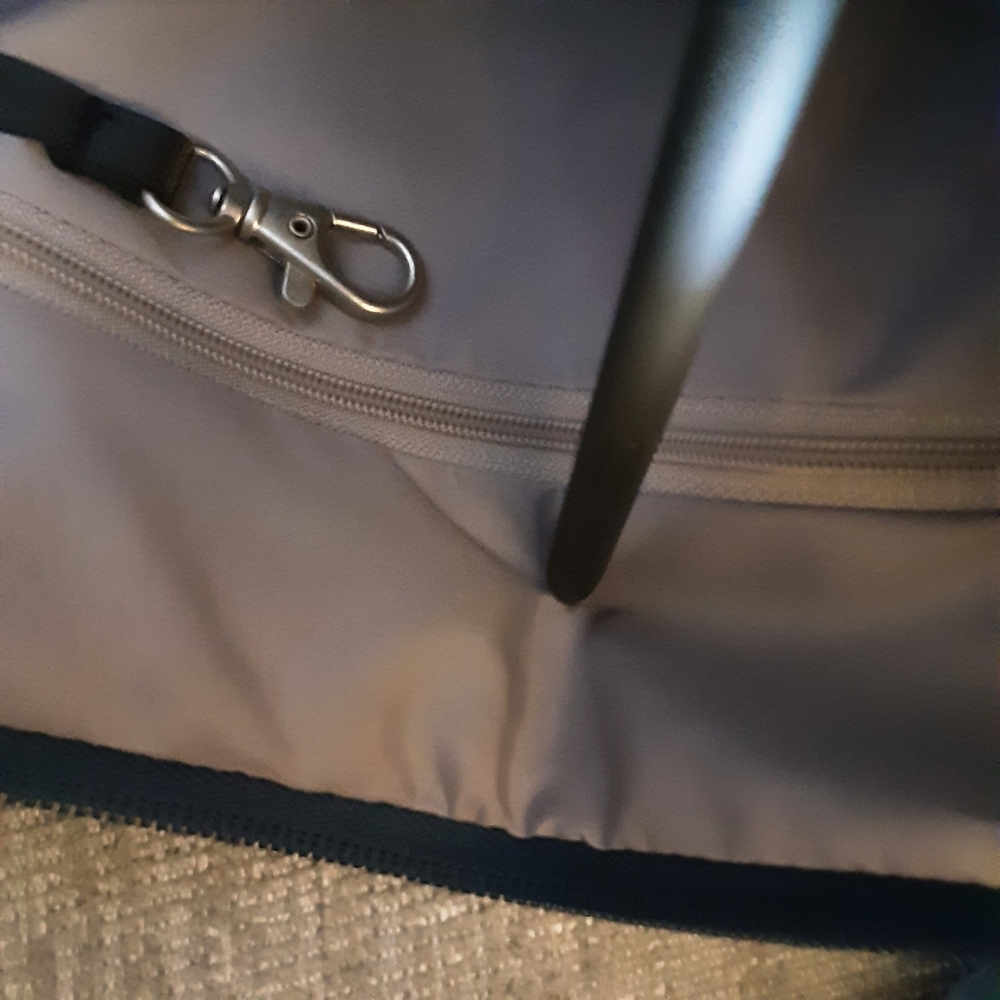 Travelon Navy Anti-Theft Crossbody Bag Classic East/West - Picture 9 of 11